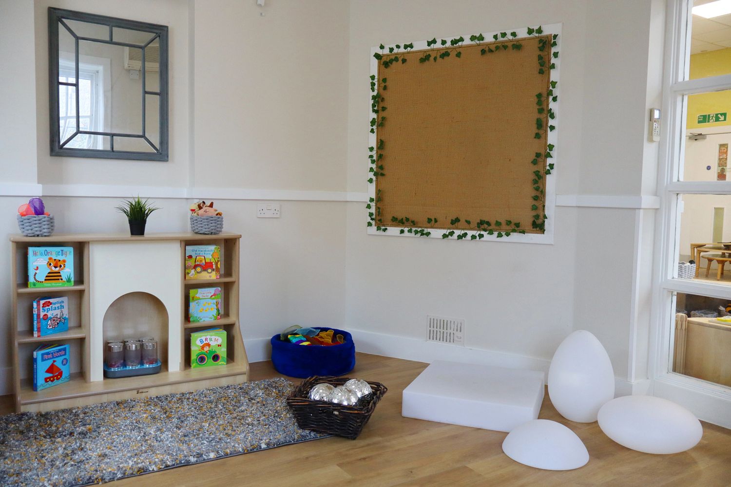 Bright Horizons Balham Day Nursery and Preschool baby sensory