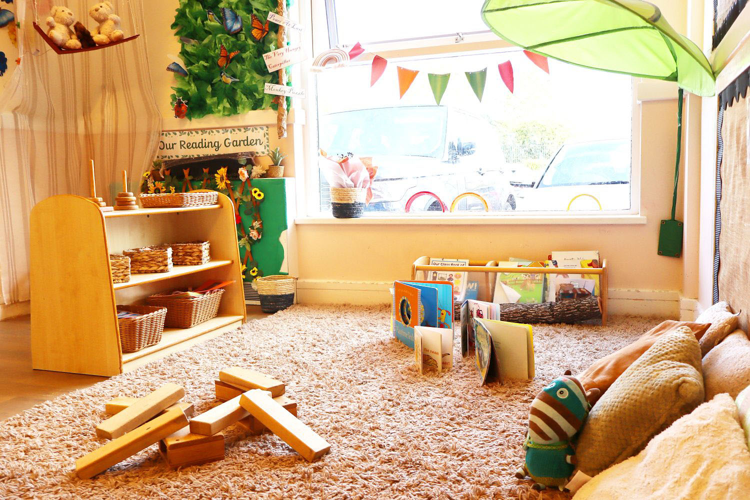 Bright Horizons Bolton day nursery baby sensory