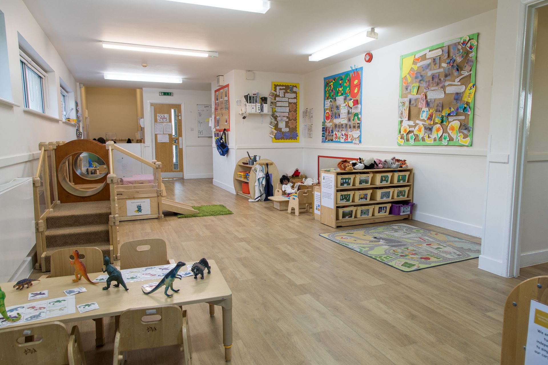 Bright Horizons Oxford Business Park nursery room 