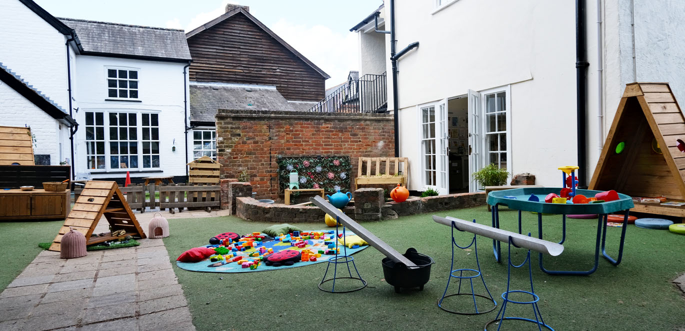 Asquith Barley Barn Sawbridgeworth Day Nursery - Garden